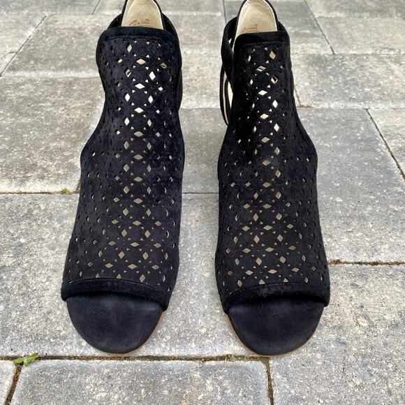 Cole Haan Women's Edie Wedge Bootie Black Suede W16306 size 7B - Picture 7 of 11